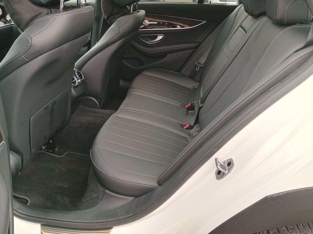 Used 2021 Mercedes-Benz E 450 4MATIC All-Terrain Wagon image 17