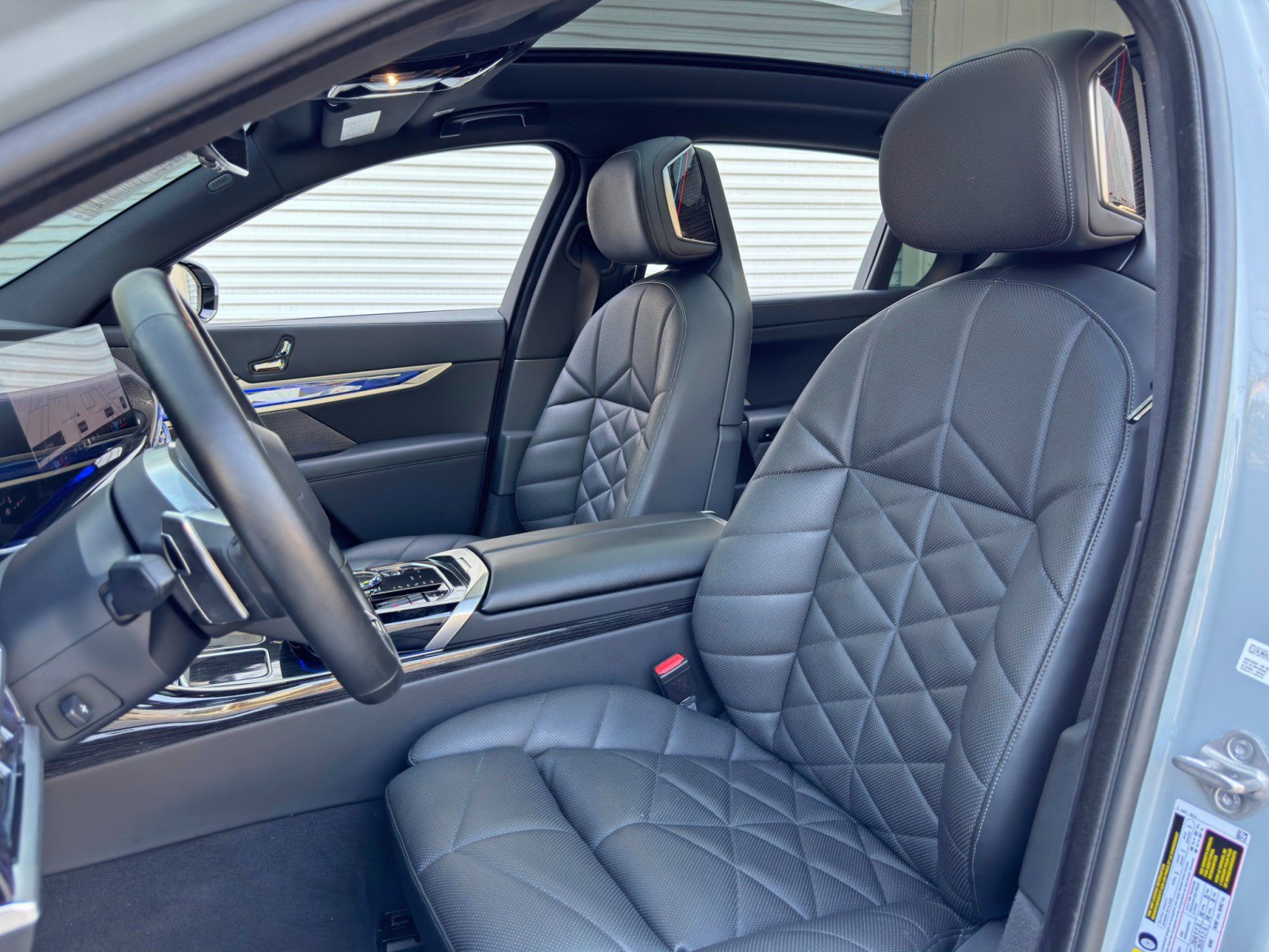 Used 2023 BMW 740i RWD image 43