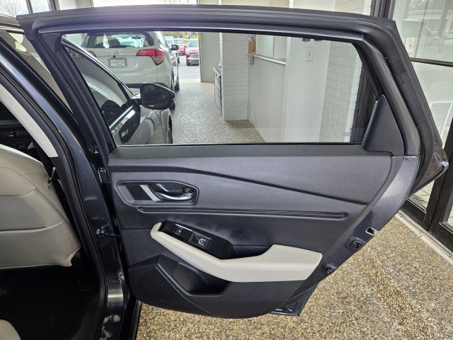Used 2023 Honda Accord Touring image 14