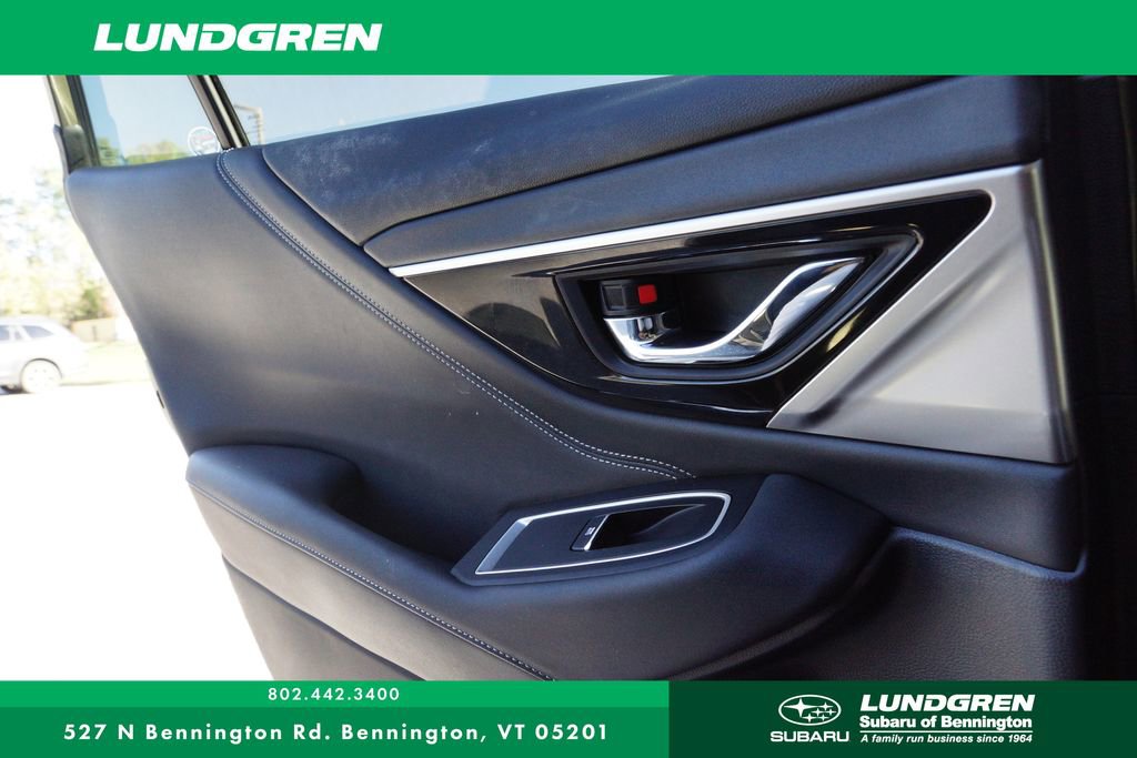 Used 2020 Subaru Outback Limited image 21