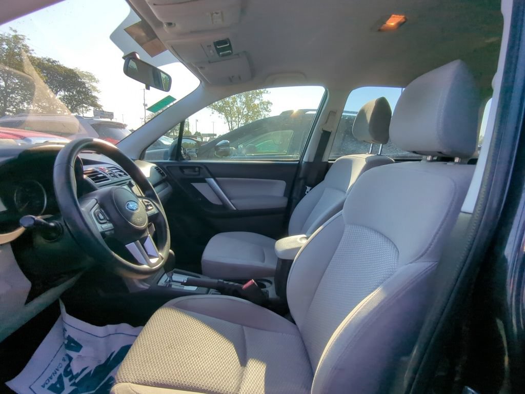 Used 2018 Subaru Forester 2.5i w/ Alloy Wheel Package AWD/4WD image 6