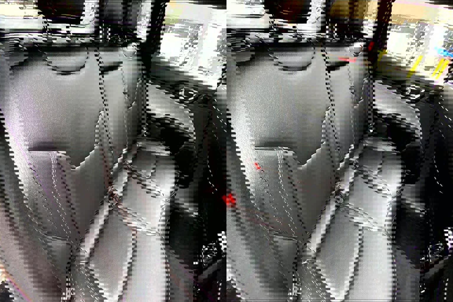 Used 2024 Jeep Compass Latitude w/ Sun and Sound Group image 18