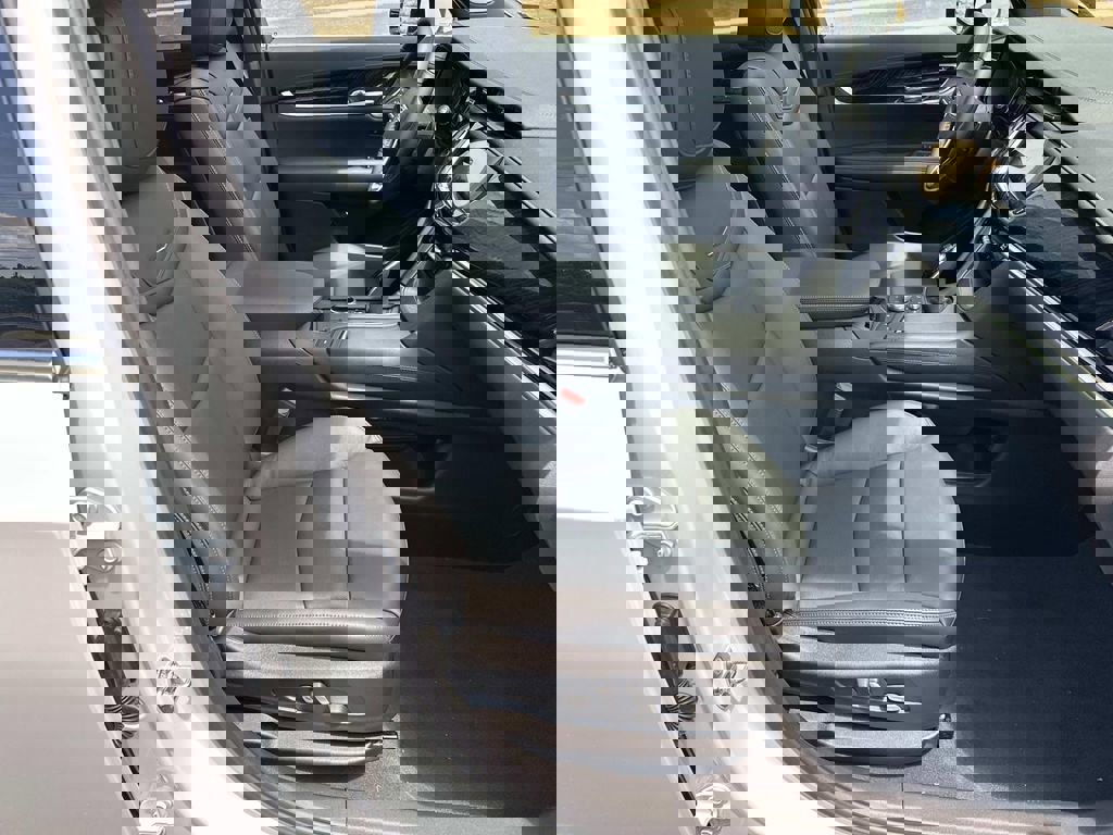 New 2025 Cadillac XT6 Premium Luxury w/ Technology Package image 9