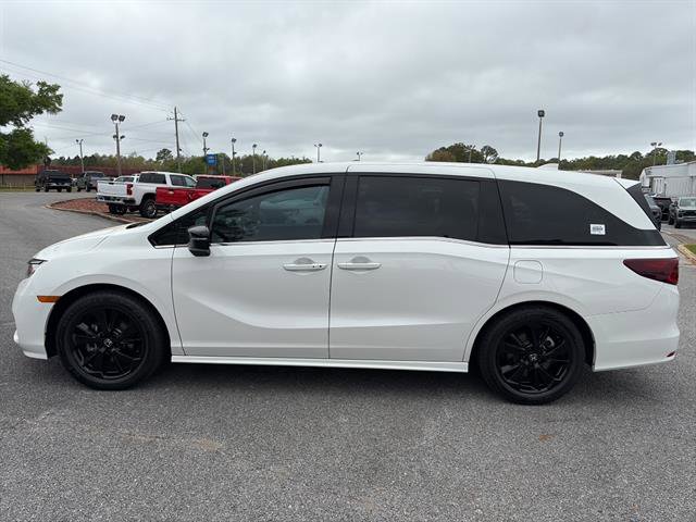 Used 2023 Honda Odyssey Sport image 4