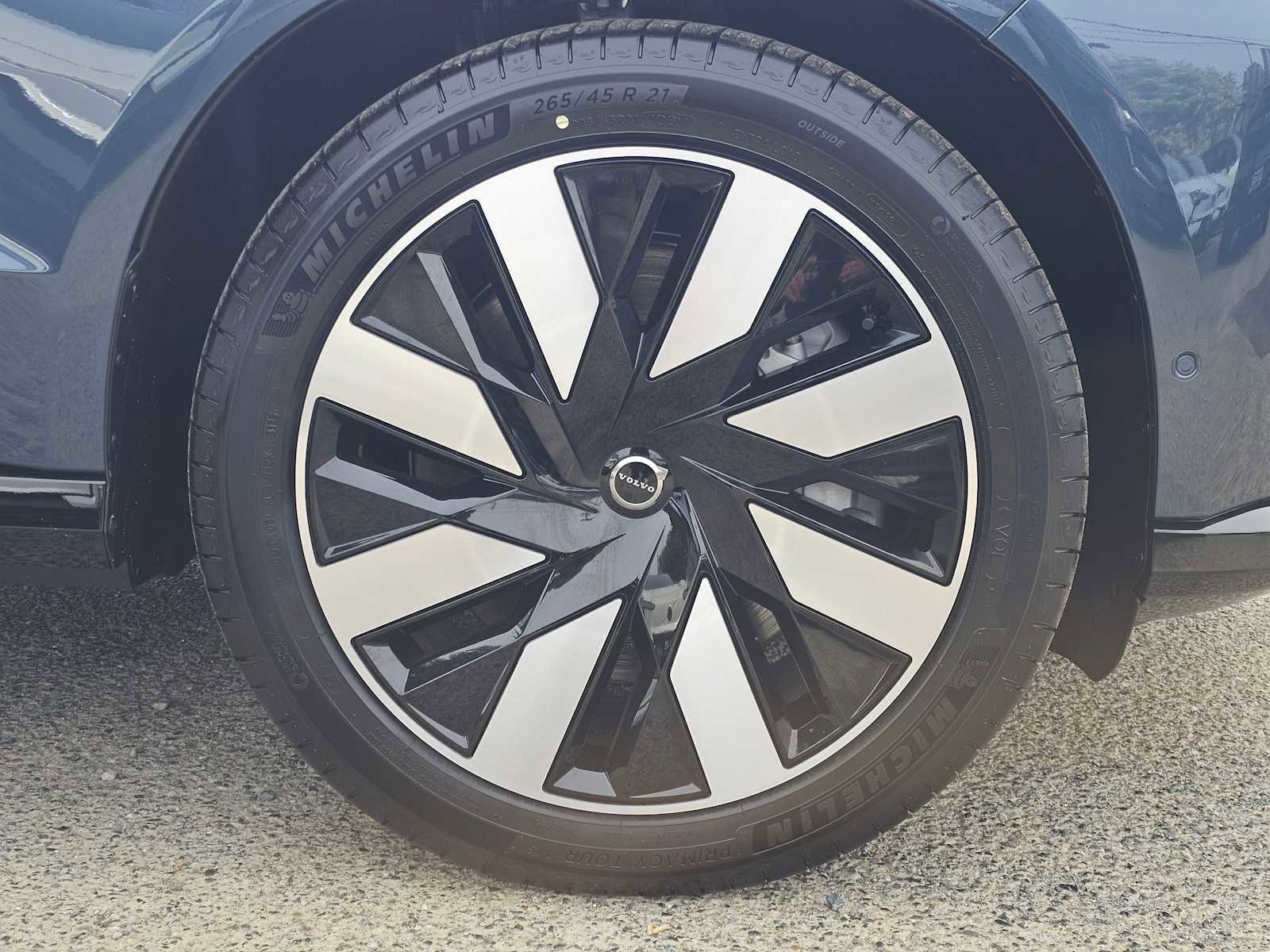 New 2026 Volvo EX90 Ultra image 9