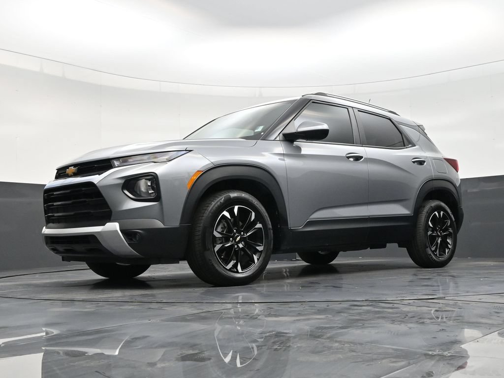 Used 2023 Chevrolet TrailBlazer LT FWD image 17