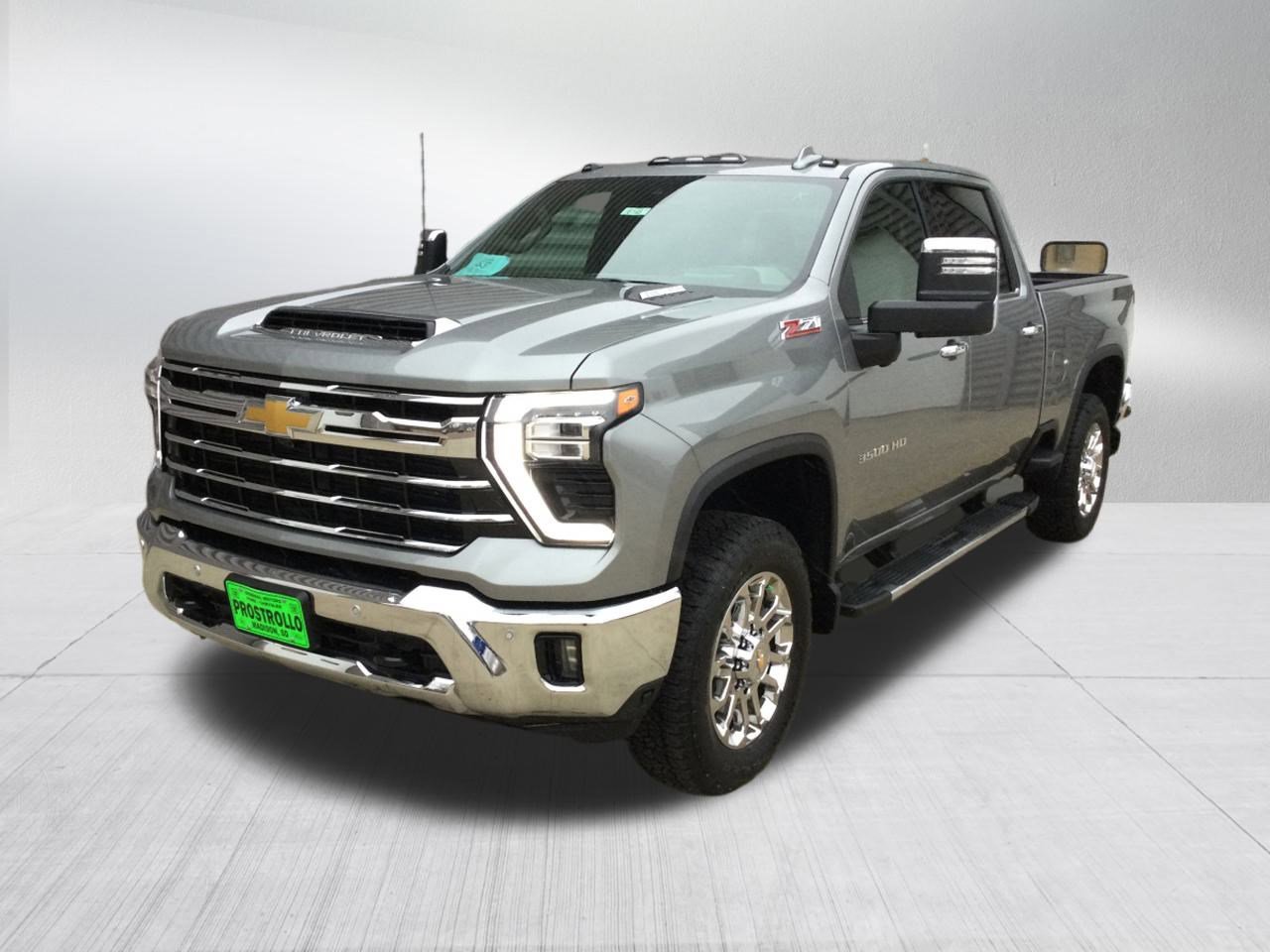 New 2026 Chevrolet Silverado 3500 LTZ w/ LTZ Premium Package image 2