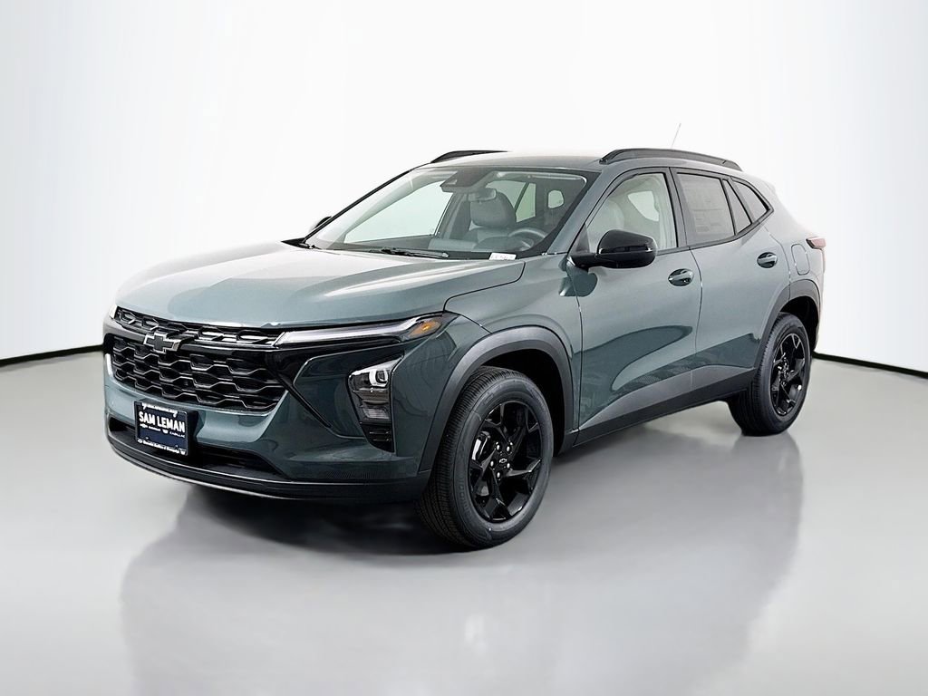 New 2026 Chevrolet Trax LT w/ Driver Confidence Package FWD image 3