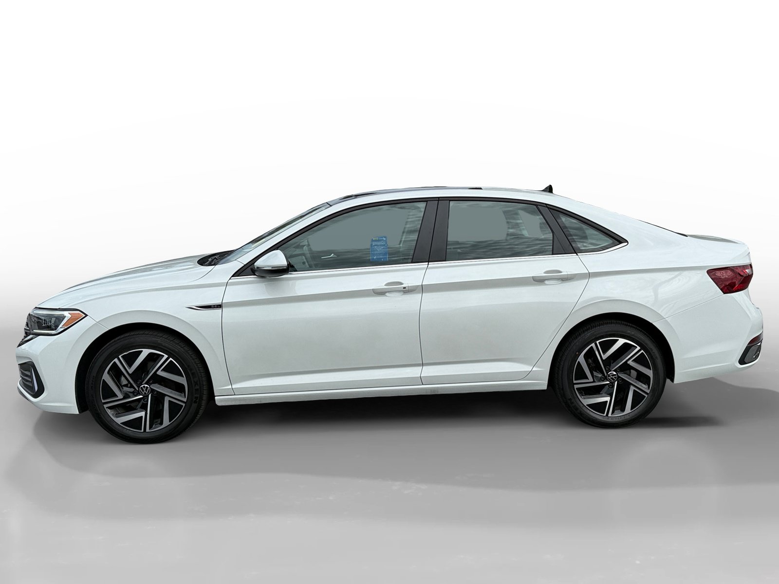 Certified 2023 Volkswagen Jetta SEL FWD image 2