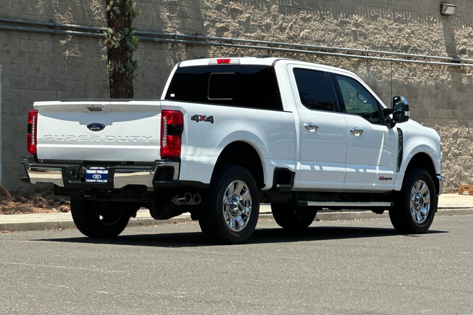 Certified 2024 Ford F250 Lariat w/ Chrome Package AWD/4WD image 3
