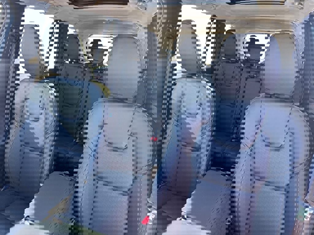 New 2026 Volvo XC90 T8 Ultra w/ Protection Package Premier image 24