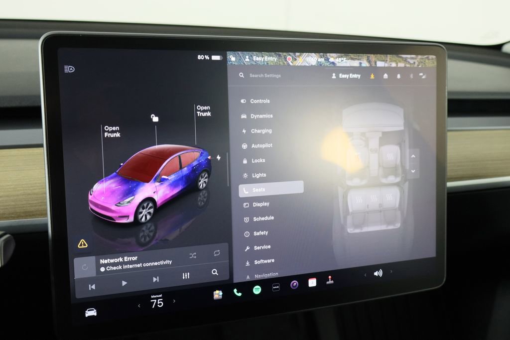 Used 2023 Tesla Model Y Long Range image 28