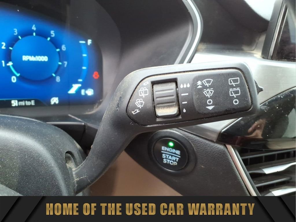 Used 2022 Ford Escape Titanium image 23