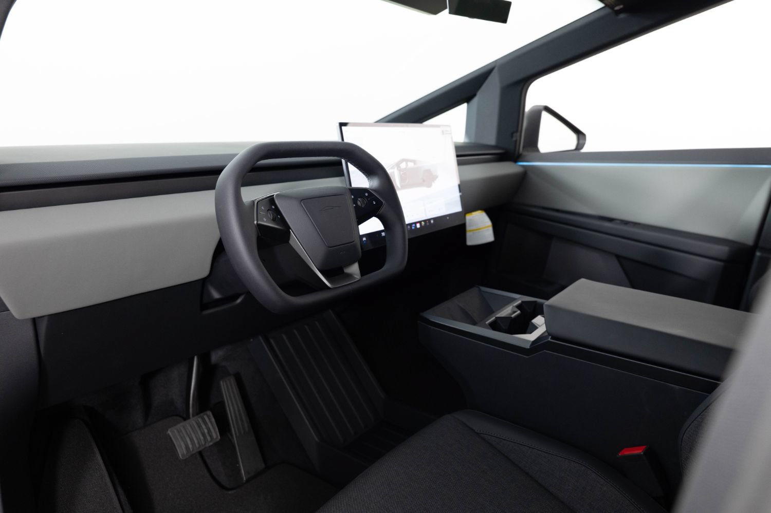 Used 2026 Tesla Cybertruck AWD Crew Cab image 12