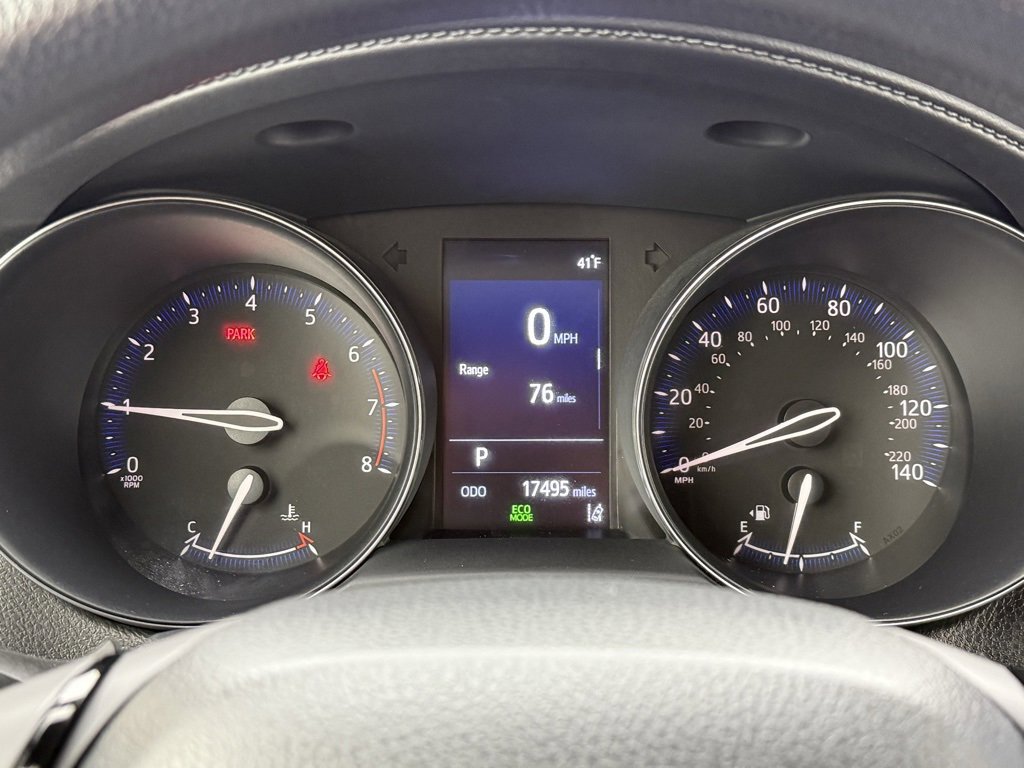 Used 2019 Toyota C-HR LE image 36