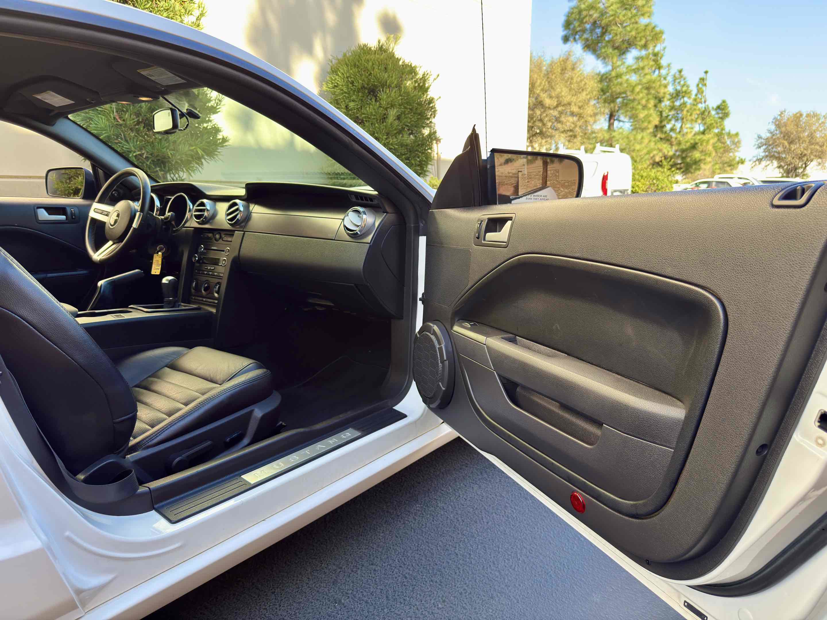 Used 2008 Ford Mustang GT Premium RWD image 40