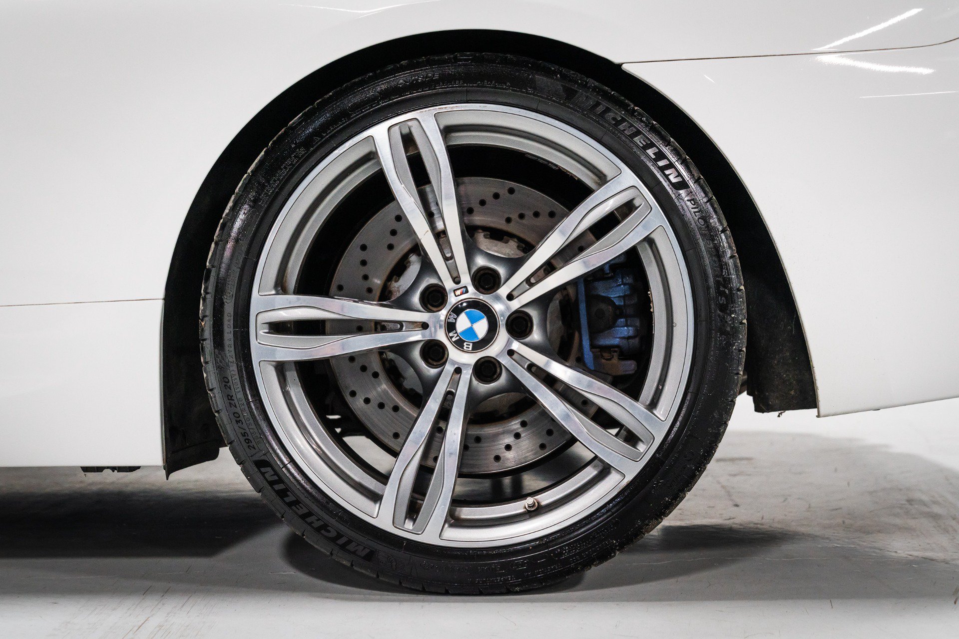 Used 2013 BMW M6 Convertible RWD image 10