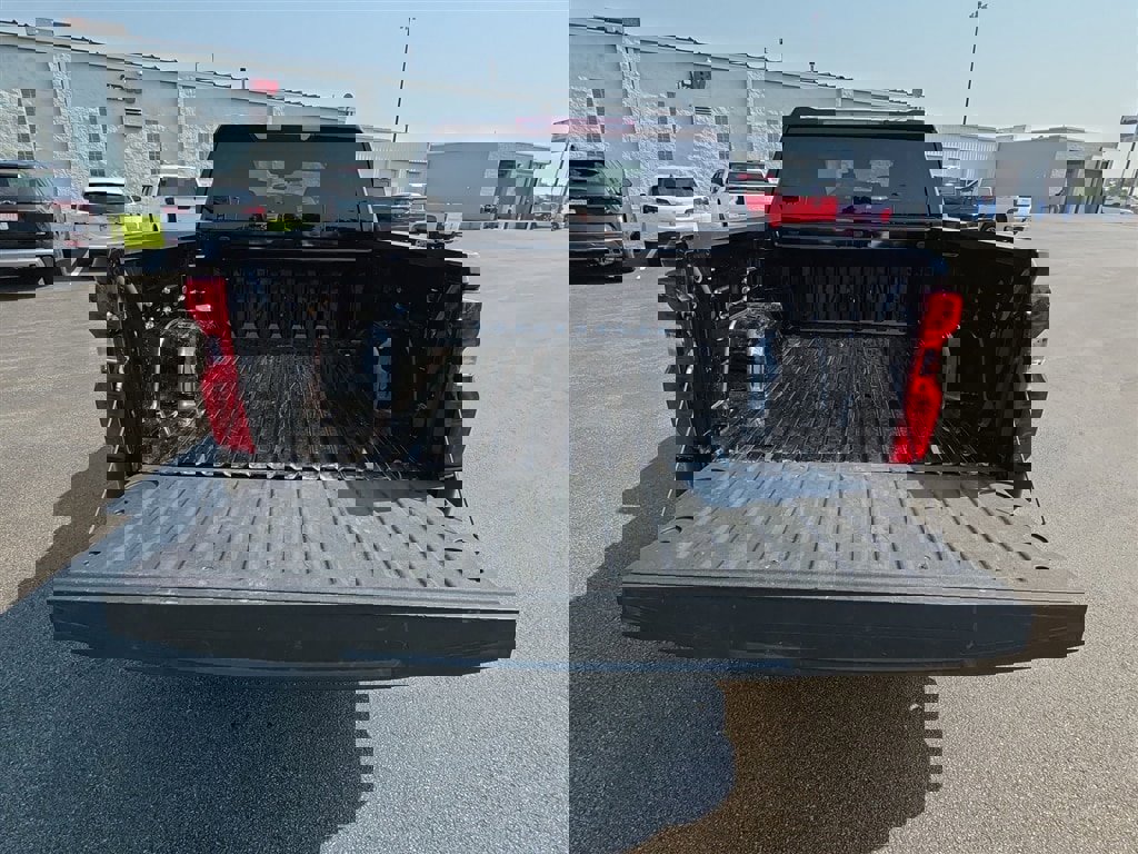 Certified 2022 Chevrolet Silverado 1500 Custom image 18