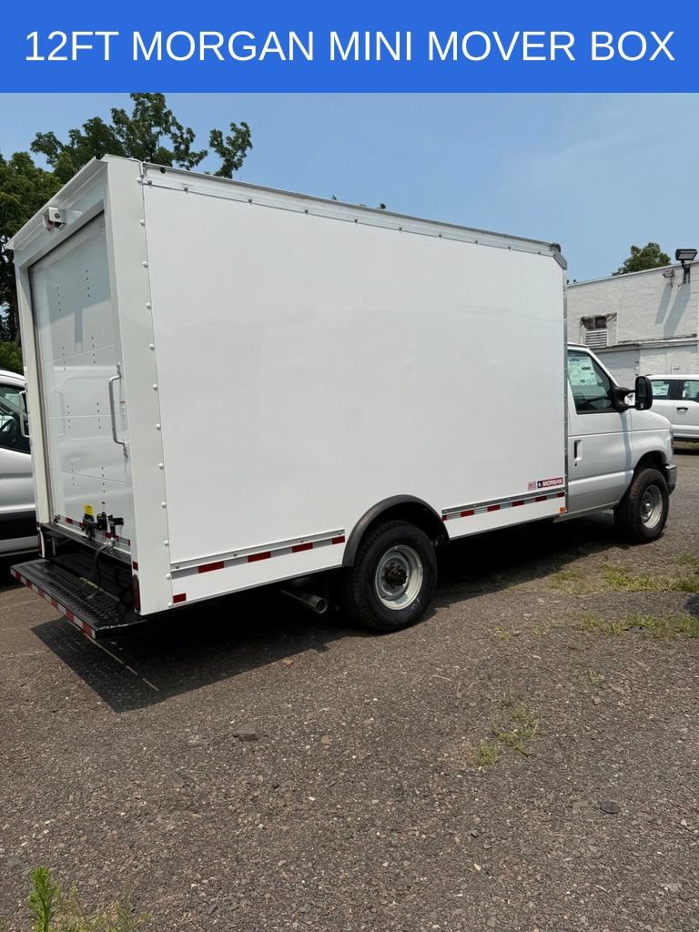 New 2027 Ford E-350 and Econoline 350 Super Duty w/ Driver's Safety Package RWD image 4