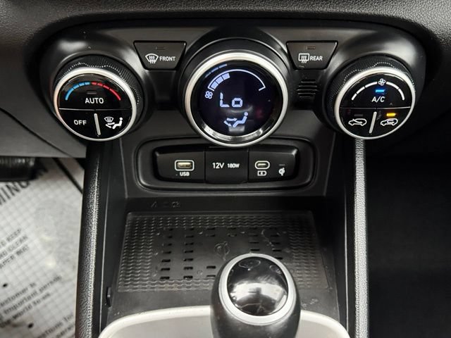 Used 2026 Hyundai Venue SEL FWD image 17