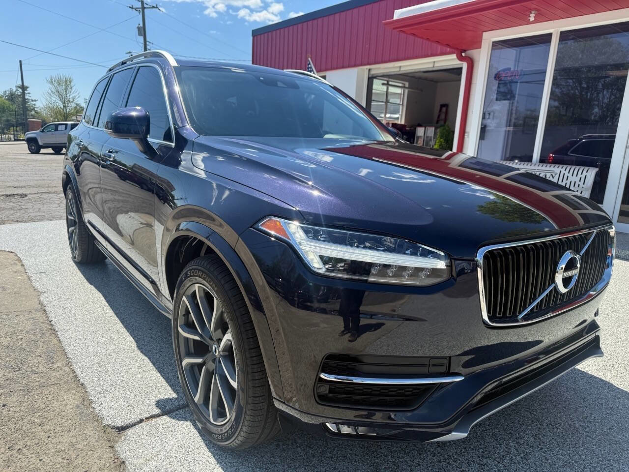 Used 2019 Volvo XC90 T5 Momentum w/ Protection Package Premier FWD image 17