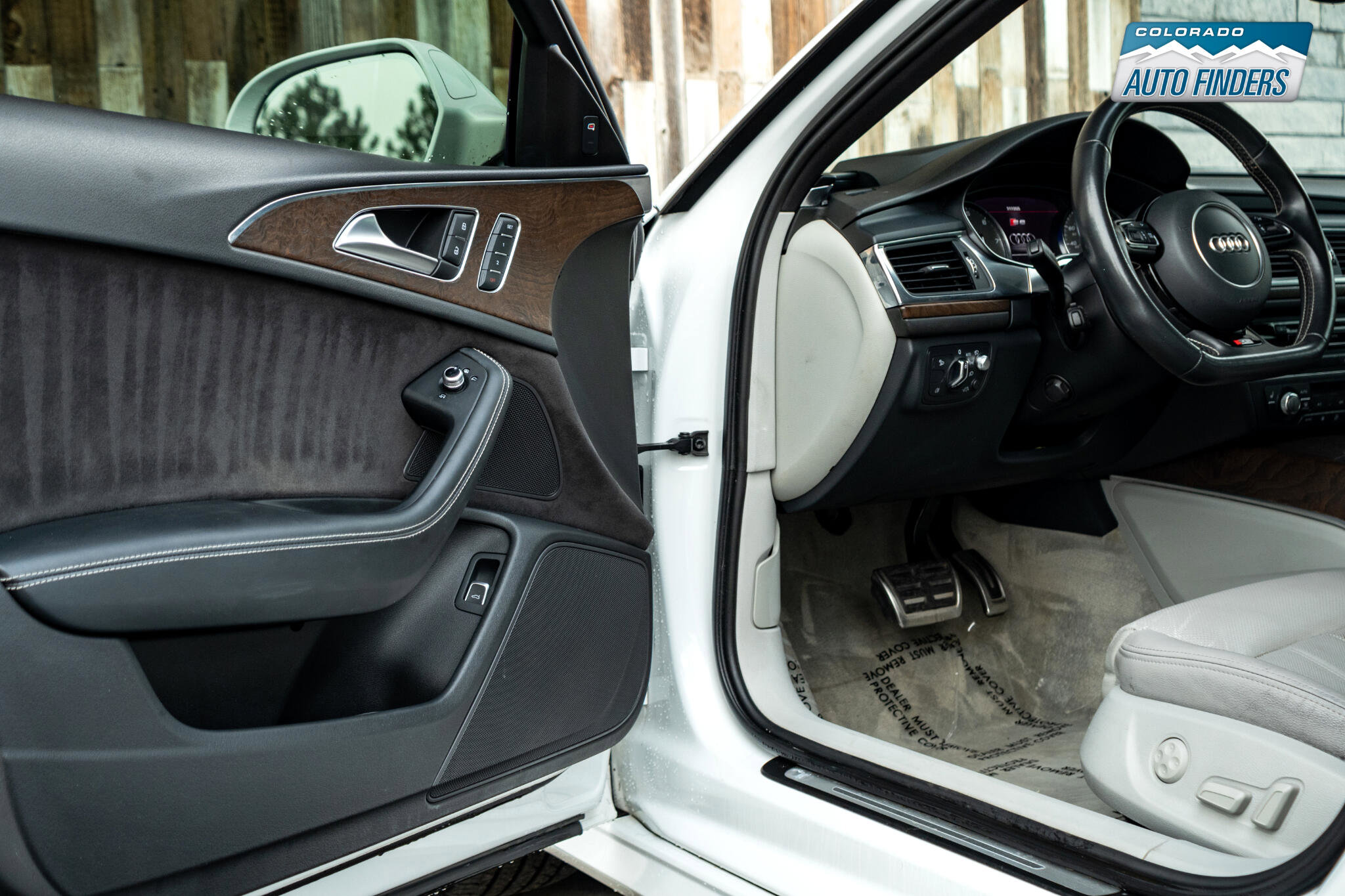 Used 2018 Audi S6 Prestige w/ Prestige Package image 9