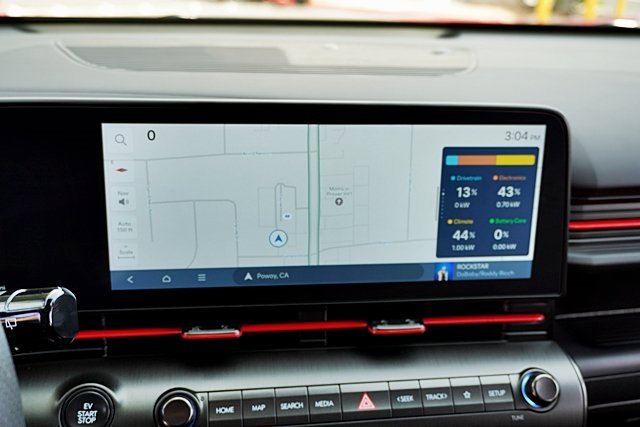 Used 2025 Hyundai Kona N Line image 30