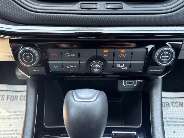 New 2026 Jeep Compass Latitude AWD/4WD image 17