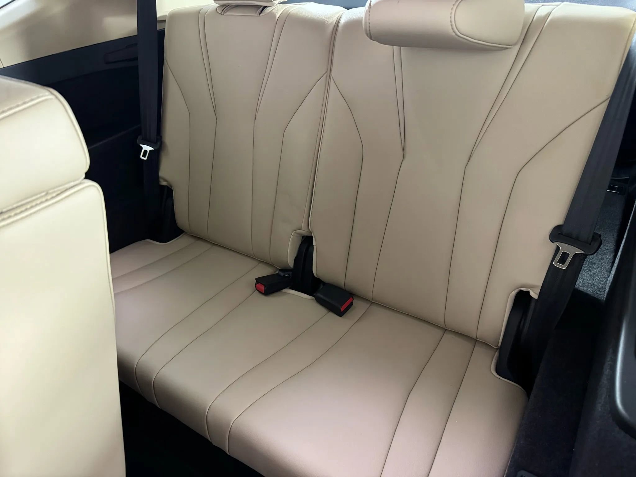 Used 2022 Acura MDX SH-AWD image 42