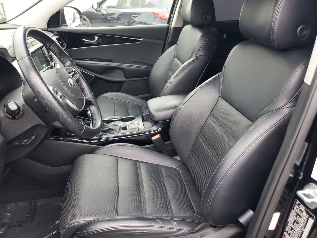 Used 2019 Kia Sorento SX image 20