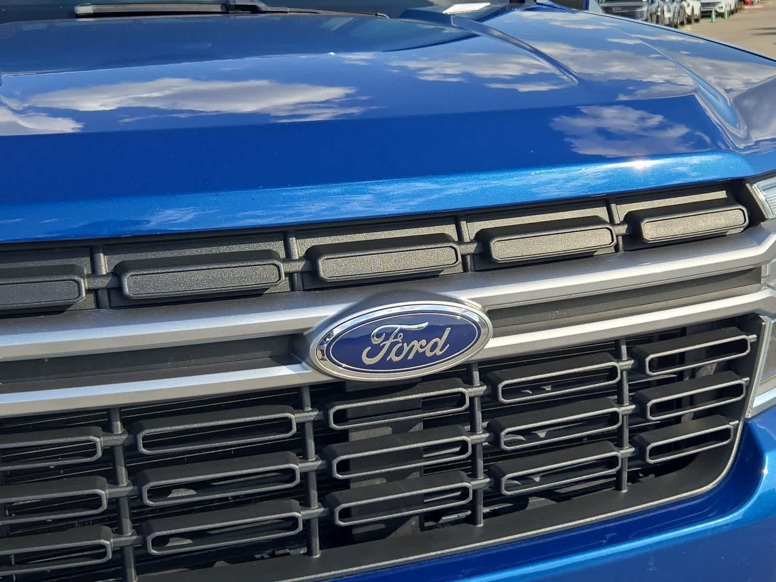Used 2023 Ford Maverick Lariat FWD image 10