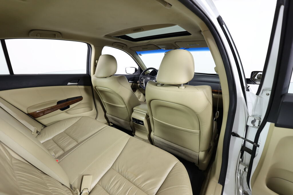 Used 2012 Honda Accord EX-L image 19