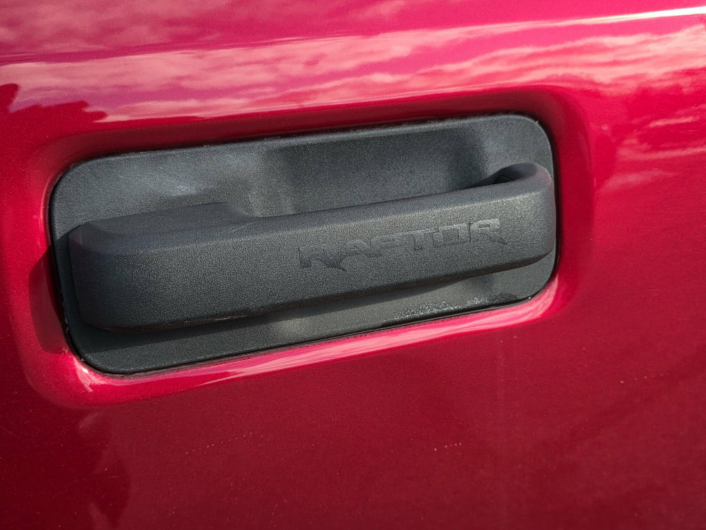 Used 2018 Ford F150 Raptor w/ Equipment Group 801A Mid image 11