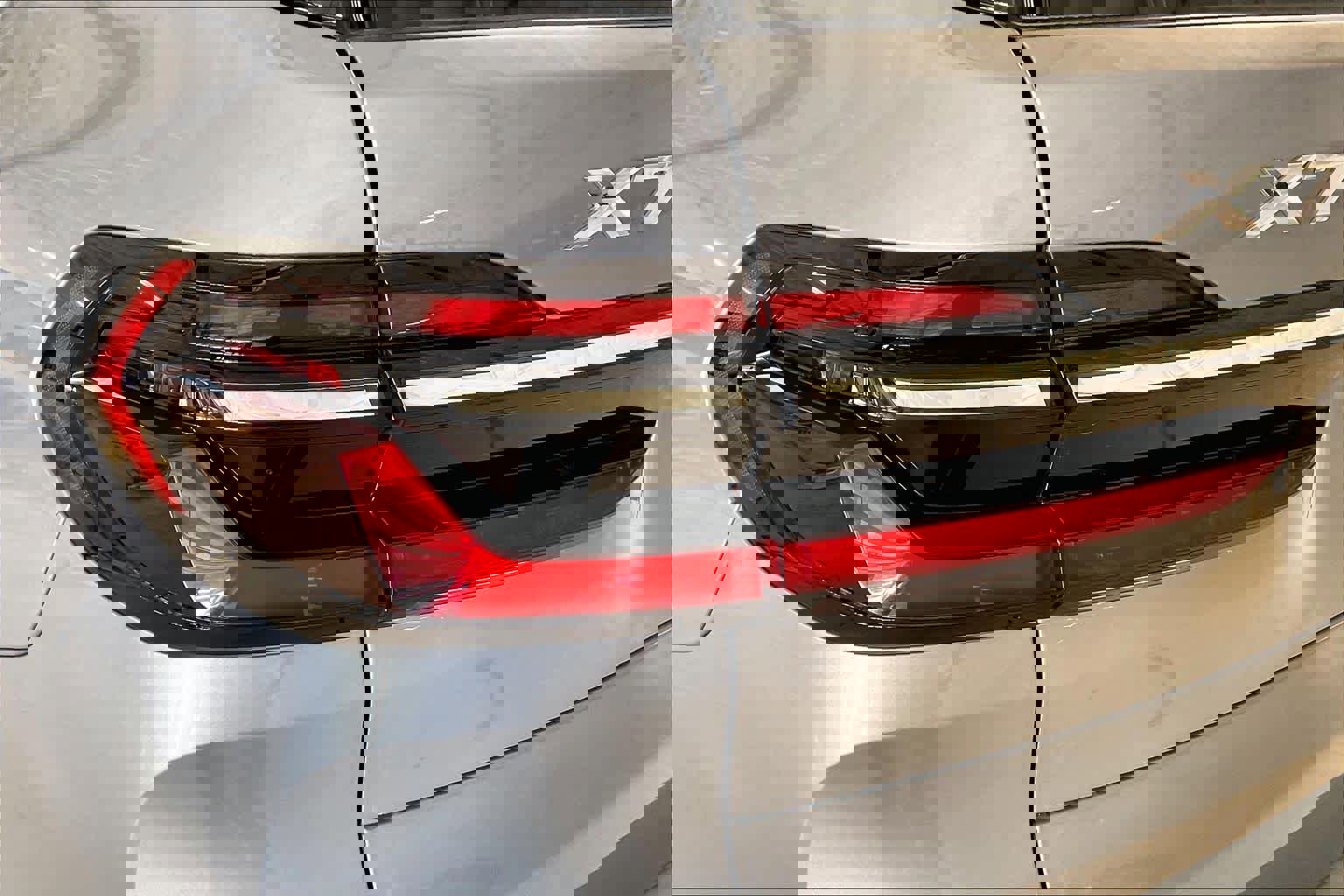 Used 2024 BMW X7 xDrive40i image 26