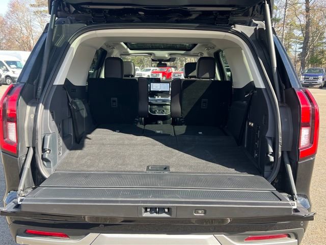 Used 2025 Ford Expedition Platinum w/ Platinum Ultimate Package AWD/4WD image 13