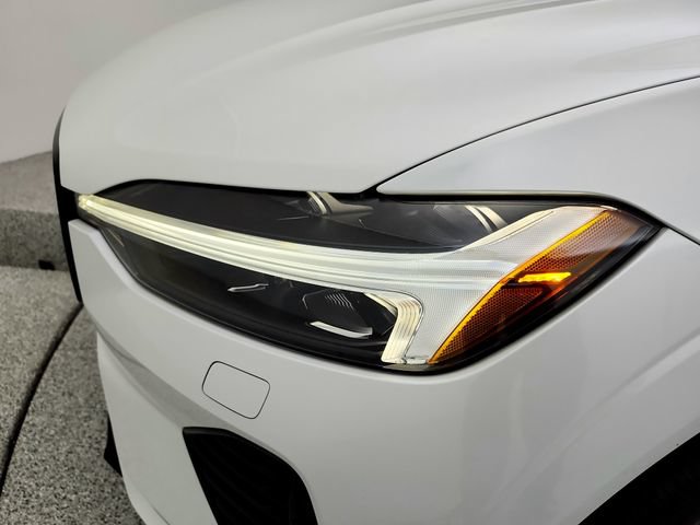 Certified 2026 Volvo XC60 B5 Ultra AWD/4WD image 27