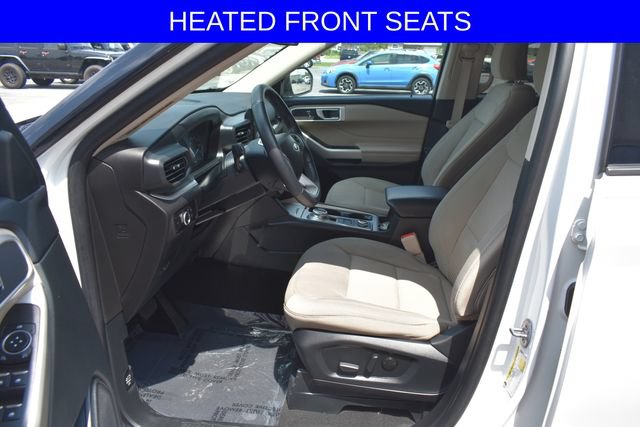 Used 2023 Ford Explorer XLT AWD/4WD image 4