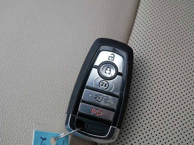 Used 2024 Ford Explorer Limited w/ Limited Technology Package AWD/4WD image 38