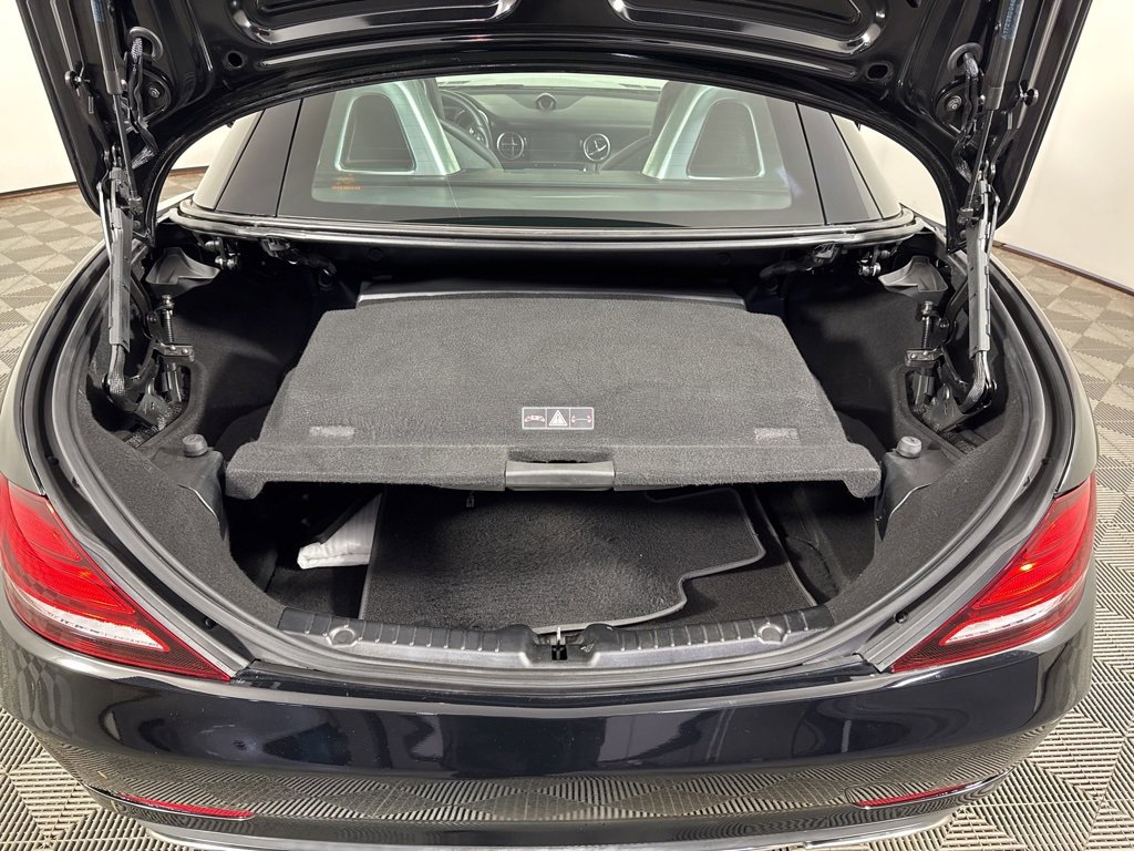 Used 2020 Mercedes-Benz SLC 300 image 22