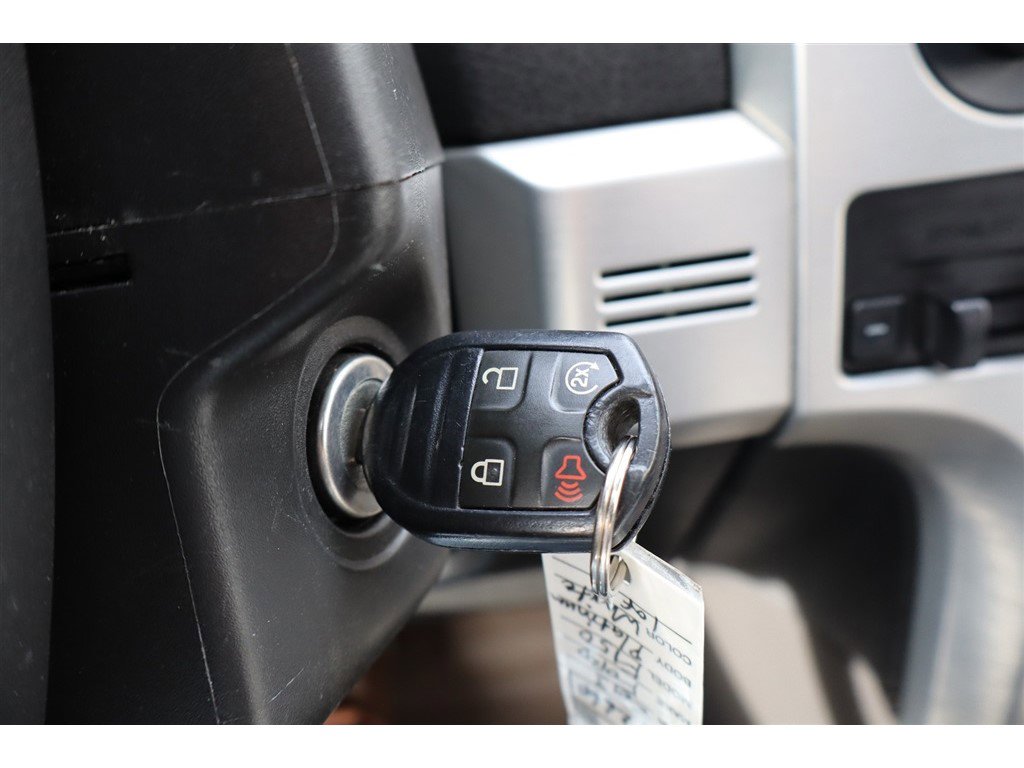Used 2013 Ford F150 Platinum image 38