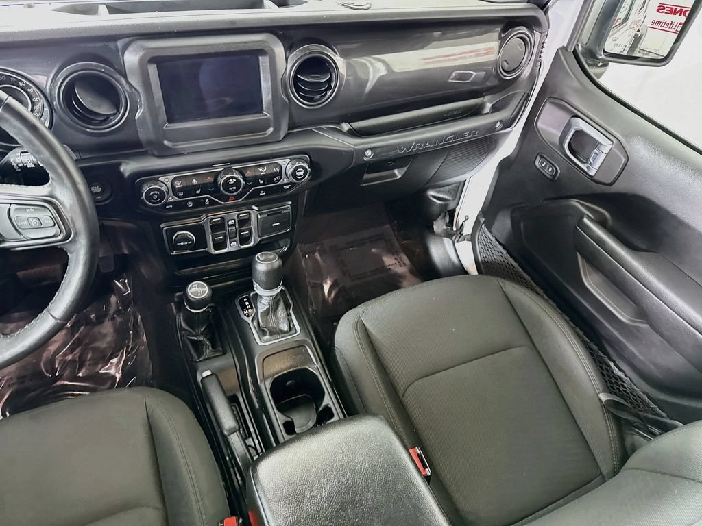 Used 2022 Jeep Wrangler Unlimited Sport AWD/4WD image 25