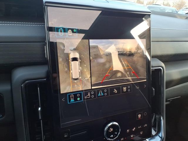 New 2026 GMC Yukon XL AT4 Ultimate AWD/4WD image 33
