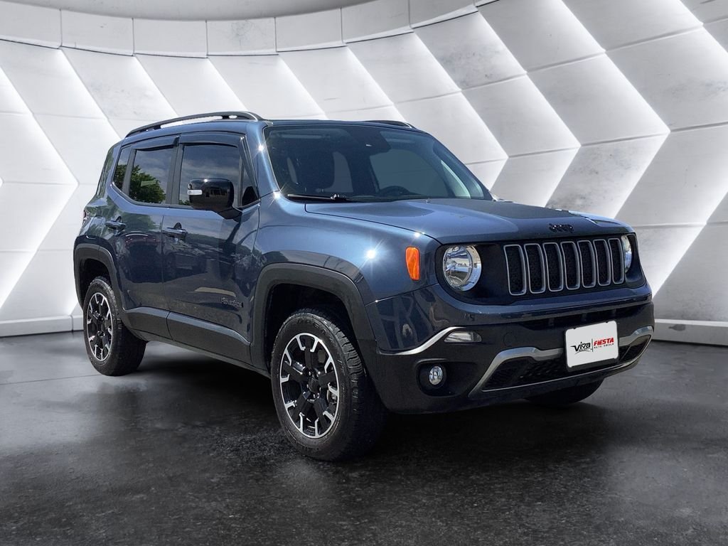 Used 2023 Jeep Renegade Latitude w/ Sun/Sound Group
