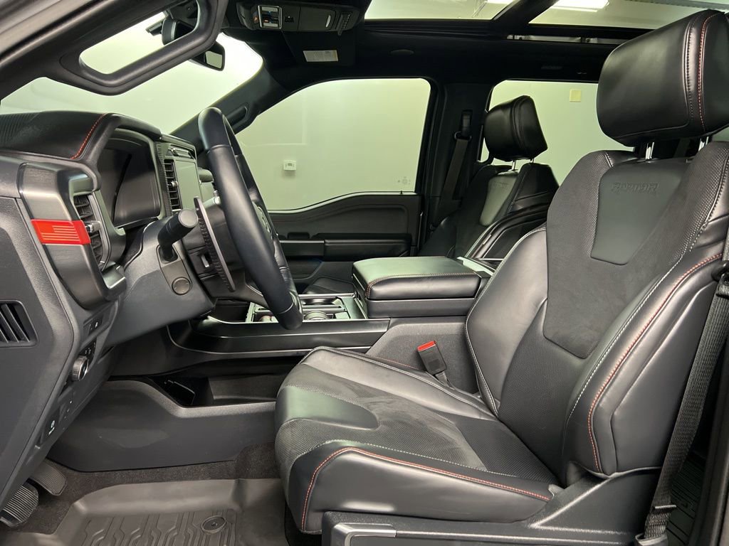 Certified 2025 Ford F150 Raptor image 31