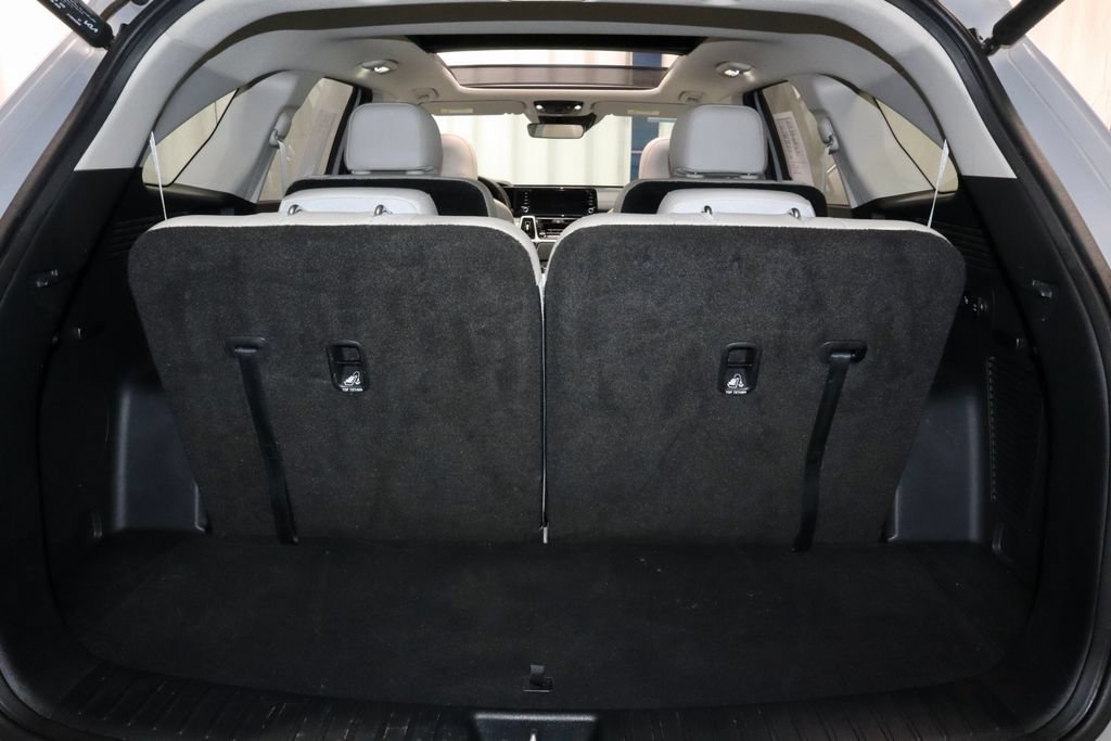 Used 2023 Kia Sorento EX w/ Panoramic Sunroof Package FWD image 15