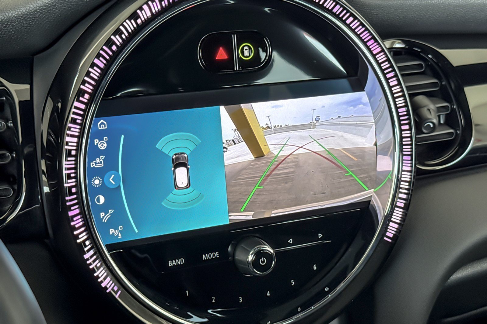 Used 2022 MINI Cooper SE FWD image 19
