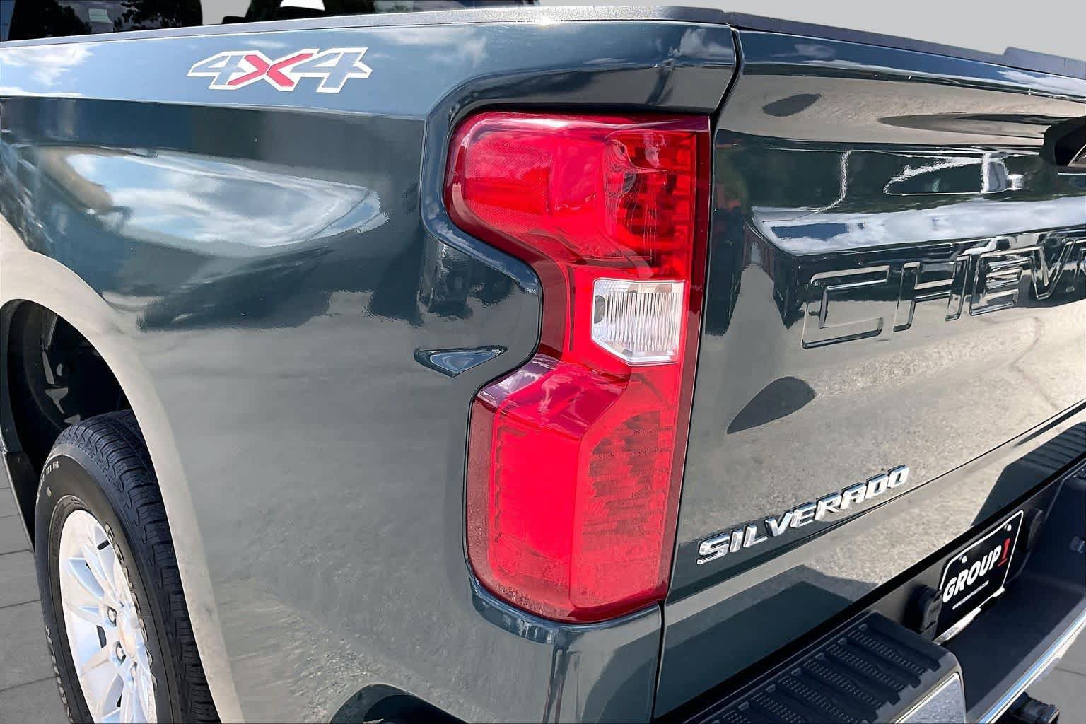 Used 2025 Chevrolet Silverado 1500 LT AWD/4WD image 27
