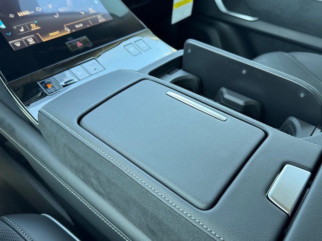 Certified 2026 INFINITI QX80 Luxe w/ Exterior Package image 11