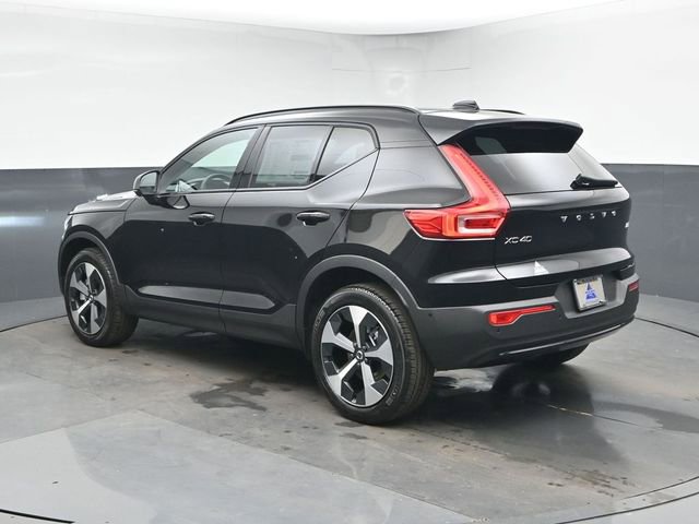 New 2026 Volvo XC40 B5 Plus w/ Protection Package Premier image 6
