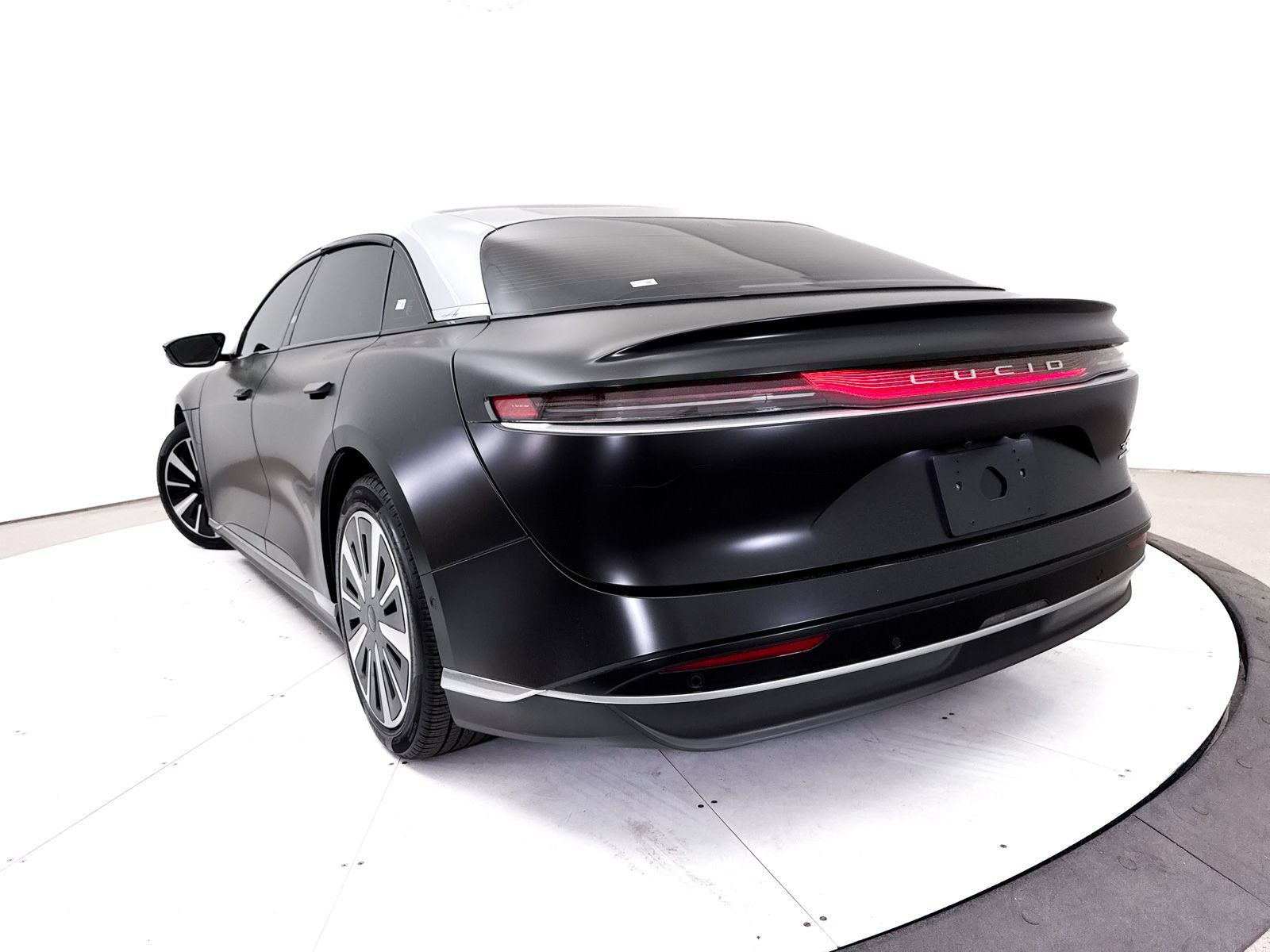 Used 2023 Lucid Air Touring AWD/4WD image 6
